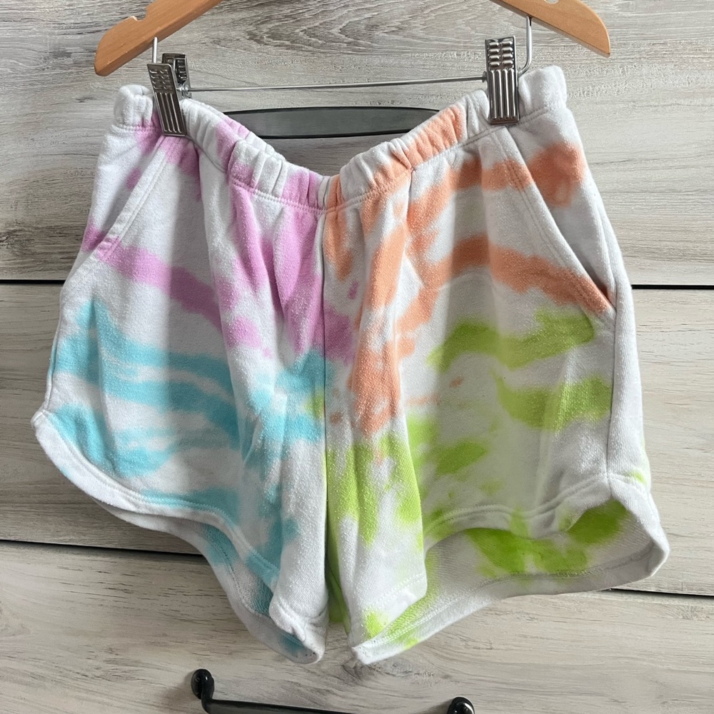 Tie-Dye sweat shorts!